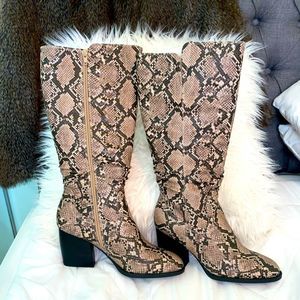 BARE TRAPS Boots Snake Skin Stacked Heel Tall Boots 8.5 M NEW in box